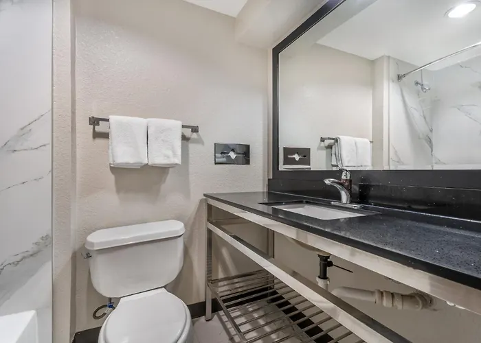 Red Roof Inn Houston Brookhollow